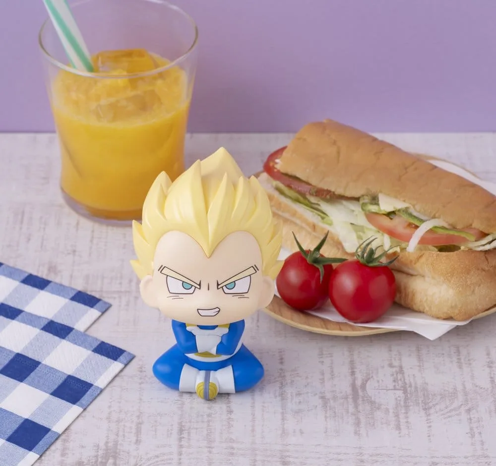 Dragon Ball DAIMA Figure – Super Saiyan Vegeta Mini 11 cm 6