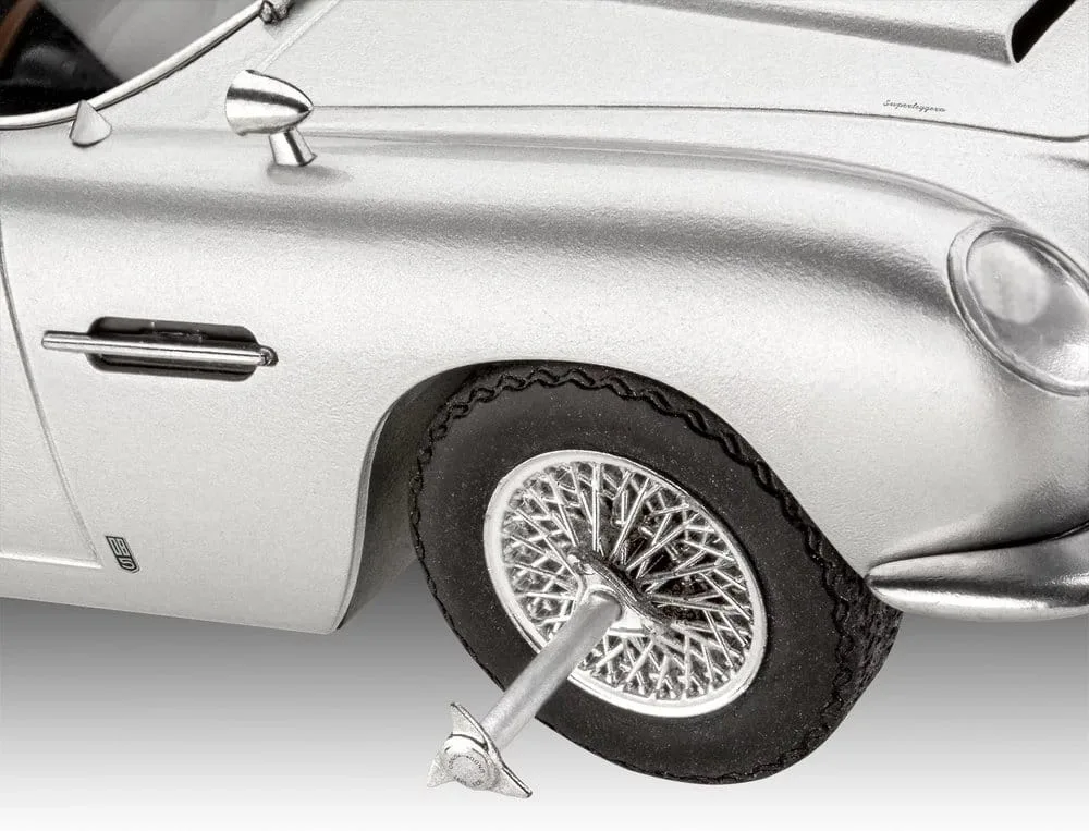 James Bond Advent Calendar – Aston Martin DB5 Model Kit 21 cm 3