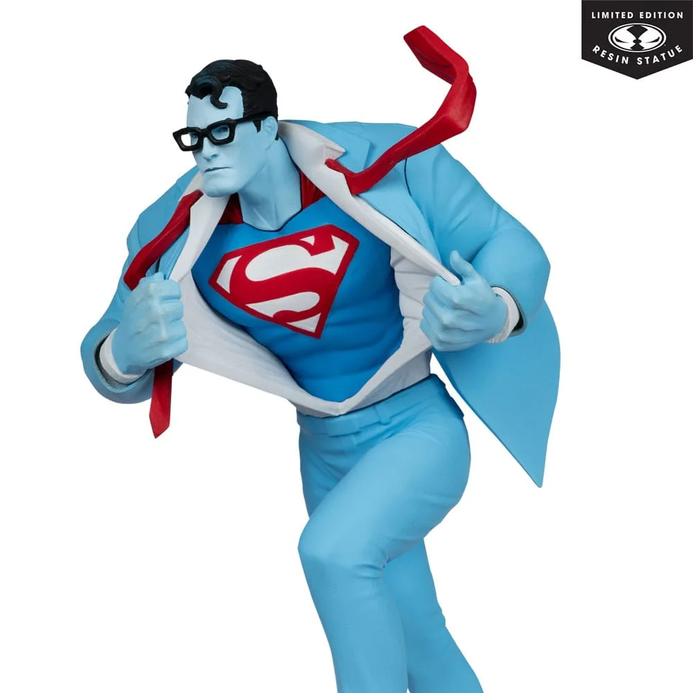 DC Superman Statue – Clayton Henry Red and Blue 1/10 16 cm 3