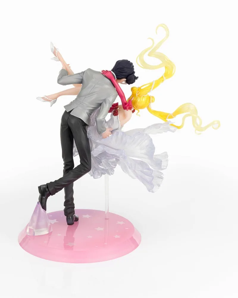Sailor Moon Statue – Usagi and Tuxedo Mask Moonlight Glow 24 cm 2