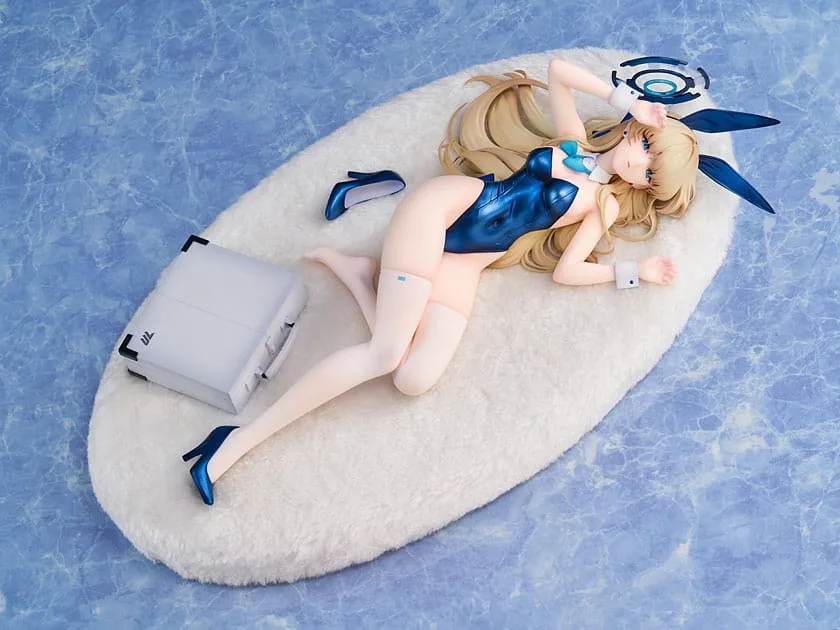 Blue Archive PVC Statue – Toki Bunny Girl Memorial Lobby 30 cm 10
