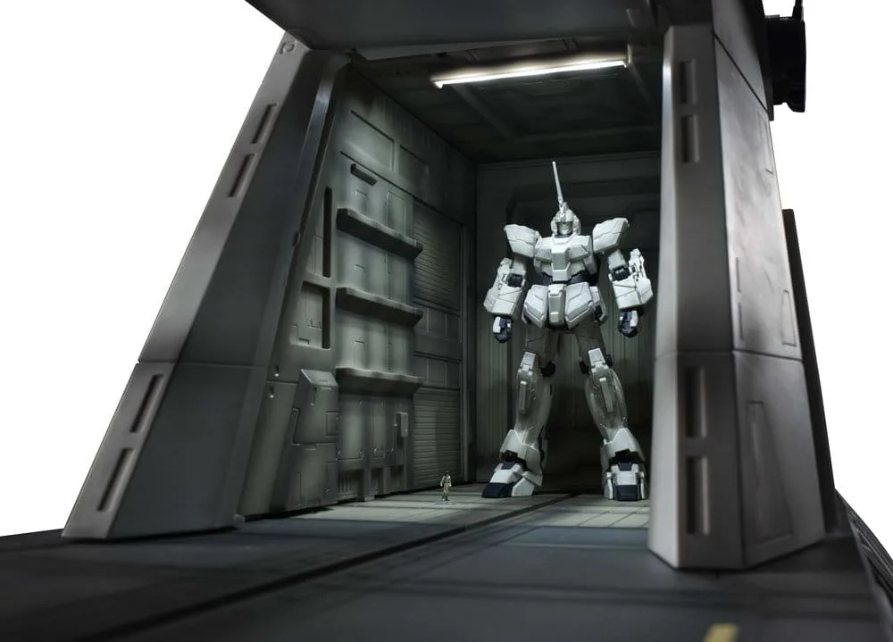 Gundam Unicorn Diorama – Nahel Argama Katapultdeck 138 cm 7