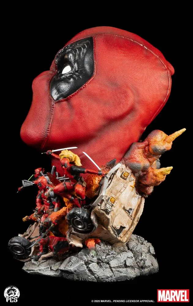 Marvel Fine Art Bust – Deadpool Corps Diorama 42 cm 7