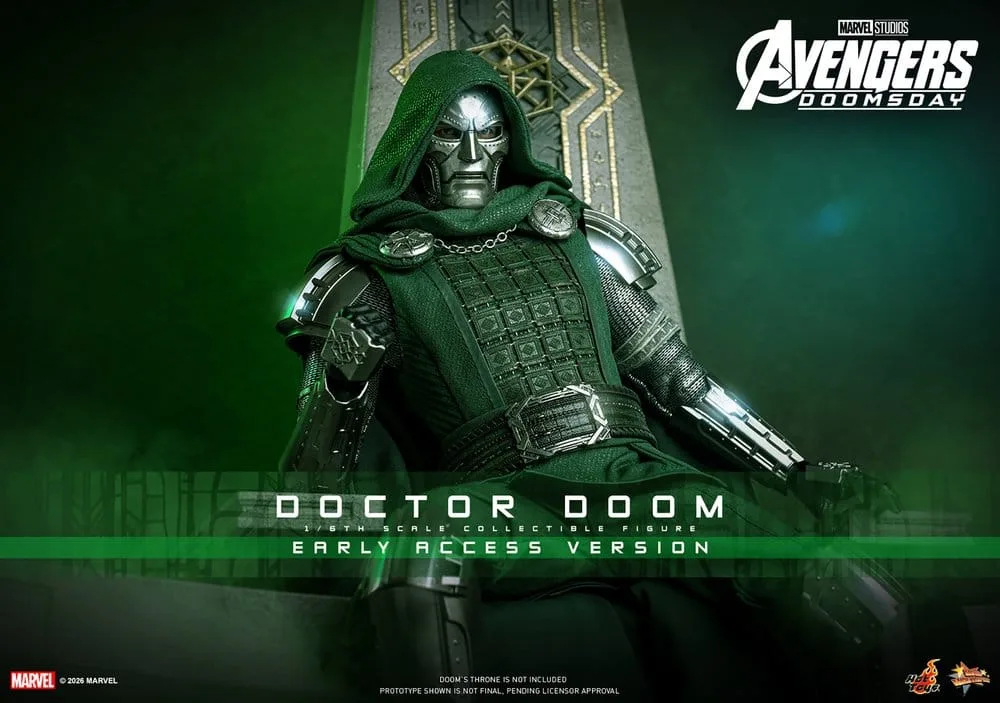 Avengers Doomsday Action Figure – Doctor Doom 31 cm 2