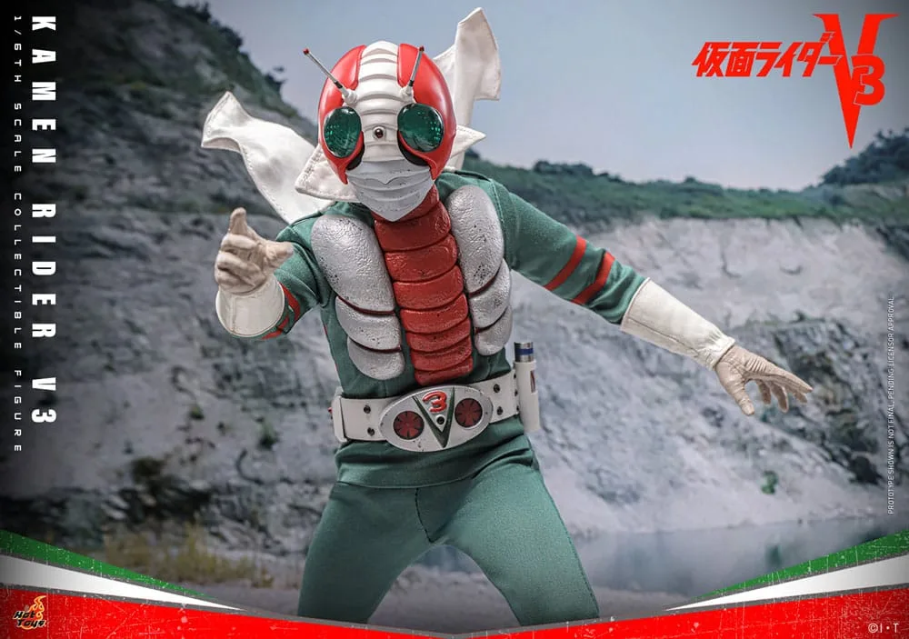 Kamen Rider Actionfigur – V3 mit LED-Augen 1:6 30 cm 14