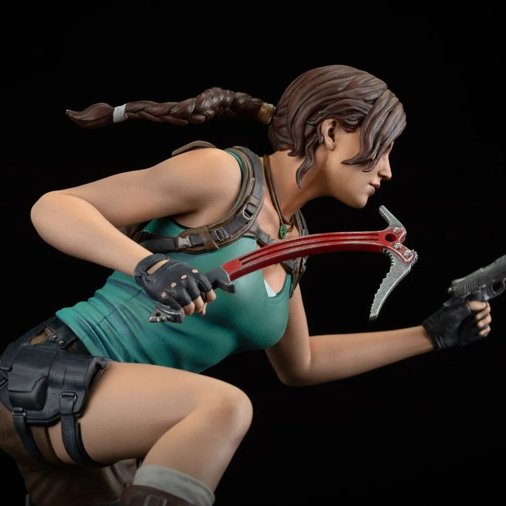 Tomb Raider Statue – Lara Croft with Swappable Accessories 24 cm 7