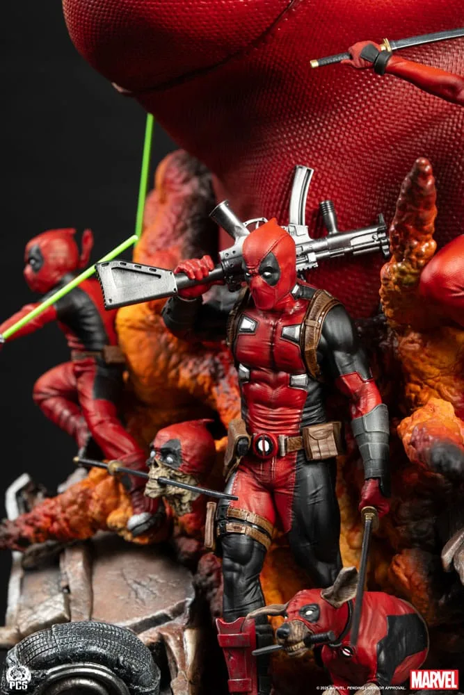 Marvel Fine Art Bust – Deadpool Corps Diorama 42 cm 15