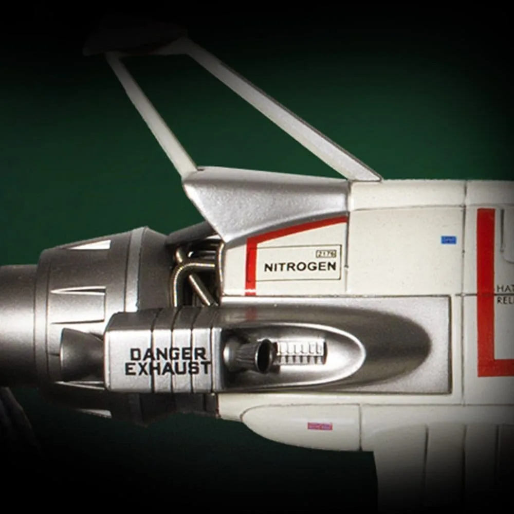 UFO Die-Cast Replica – Deluxe Interceptor 18 cm 9