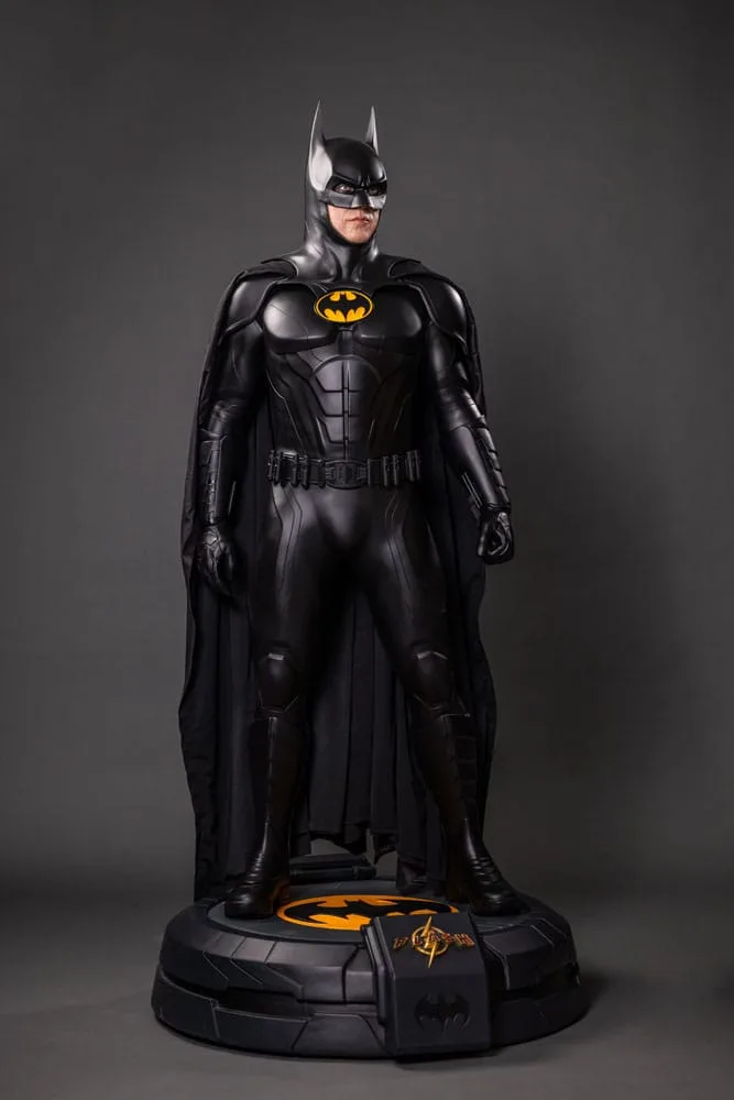 The Flash Life-Size Statue – Batman Keaton 2 211 cm 2