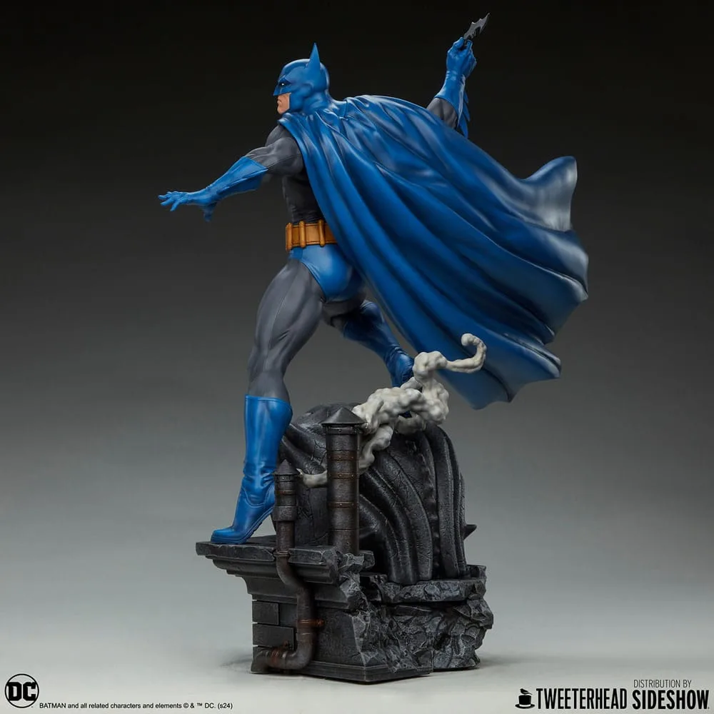 DC Comics Maquette – Batman Retro Edition 1/6 Scale 50 cm 8