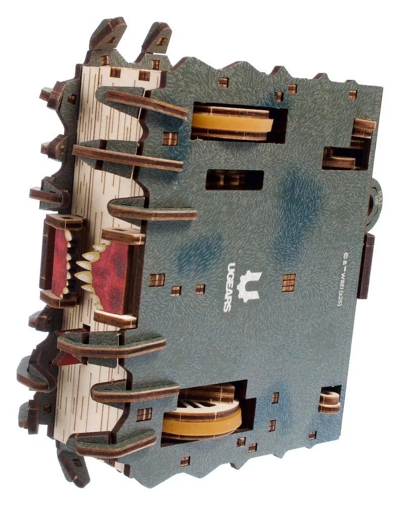 Harry Potter Wooden Model Kit – The Monster Book of Monsters 10
