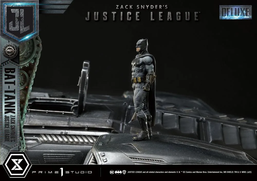 Zack Snyder’s Justice League Diorama – Bat-Tank Deluxe 36 cm 16