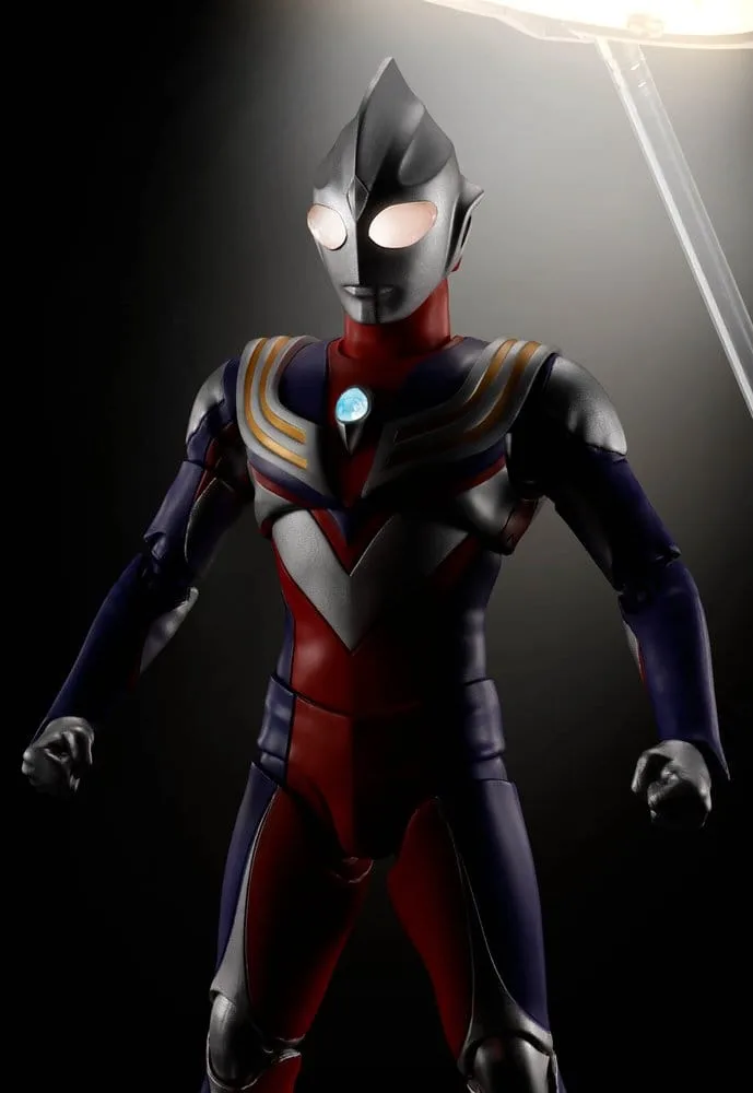 Ultraman Tiga Action Figure – Multi Type 30th Anniversary 15 cm 2
