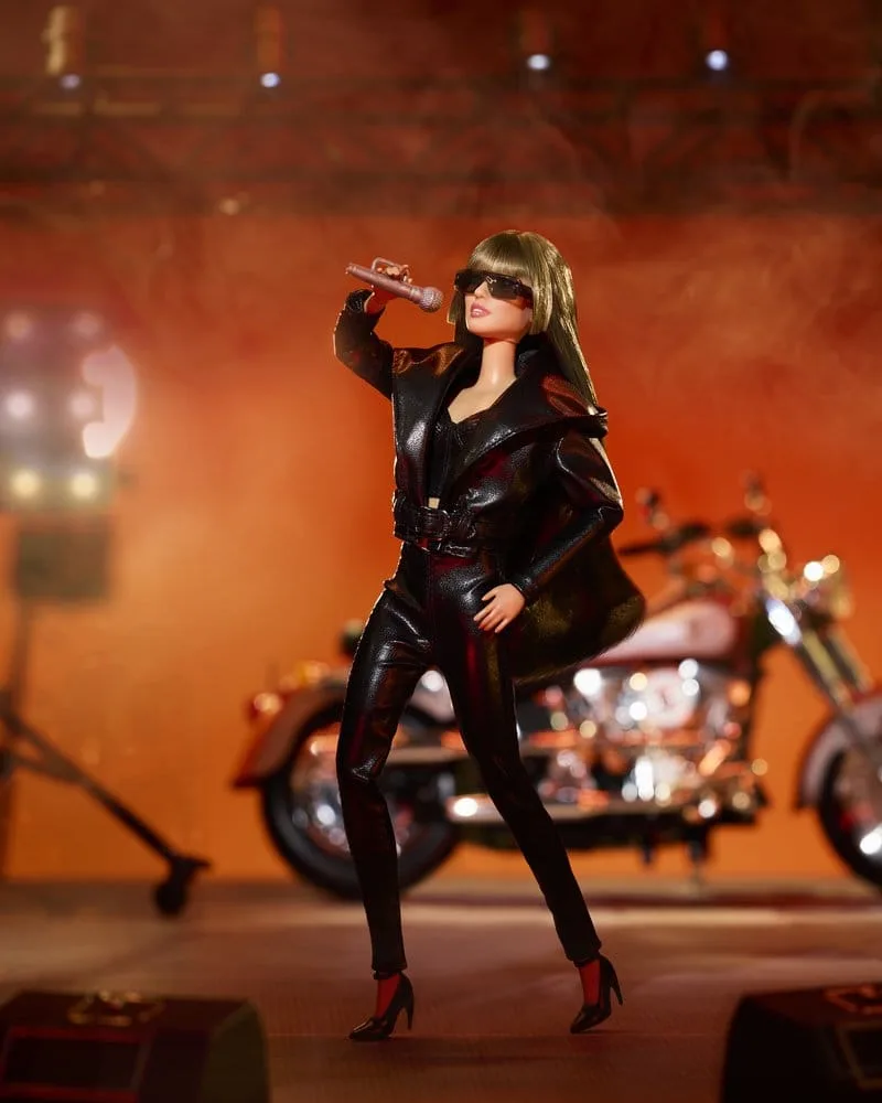 Barbie Signature Doll – Miley Cyrus 6