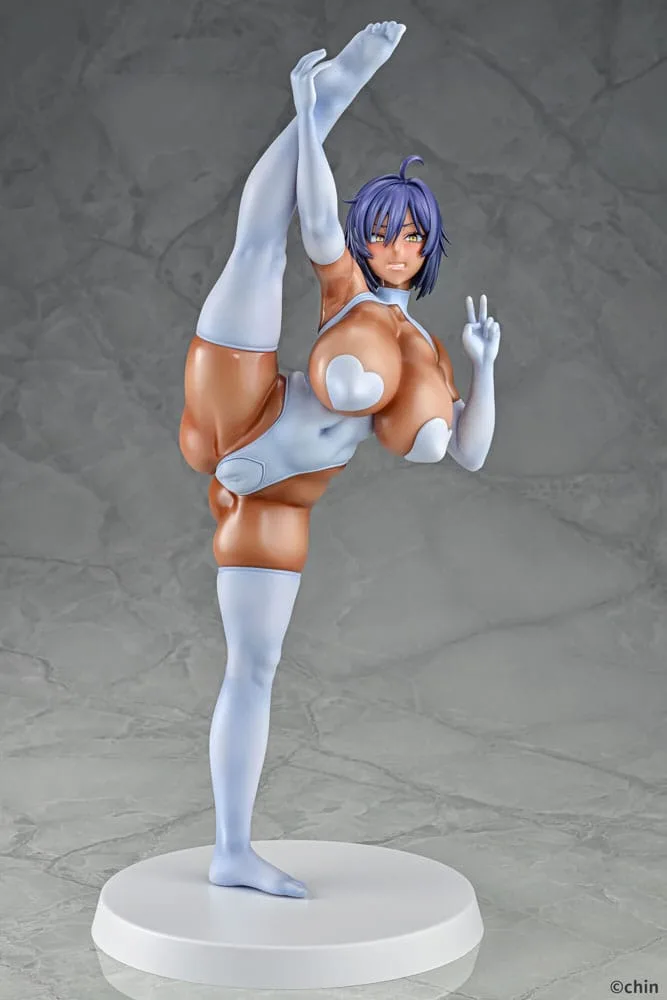 Swim Team Captain Statue – Marina Hishimori Suntan 1:5 34 cm 3