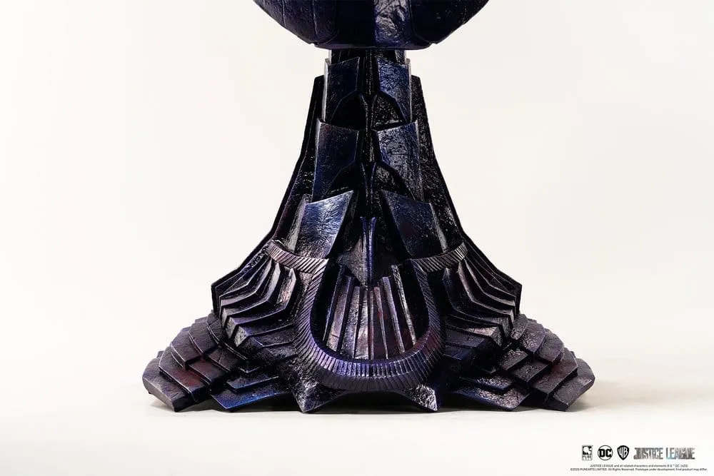 Justice League Art Mask Replica – Darkseid 1:1 Scale 52 cm 12