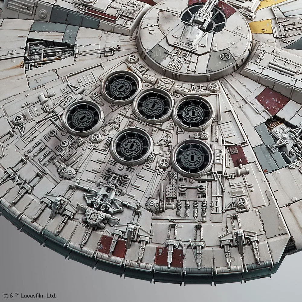 Star Wars Episode VII Model Kit – Millennium Falcon 1:144 11