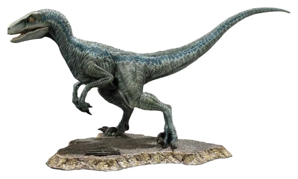 Jurassic World Statue – Blue Prime Collectible 17 cm