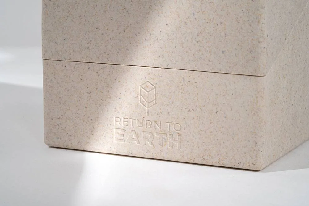 Ultimate Guard Deck Box – Return to Earth Boulder 100+ Natural 9