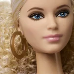 Barbie Signature Doll – Basics Model 07 9