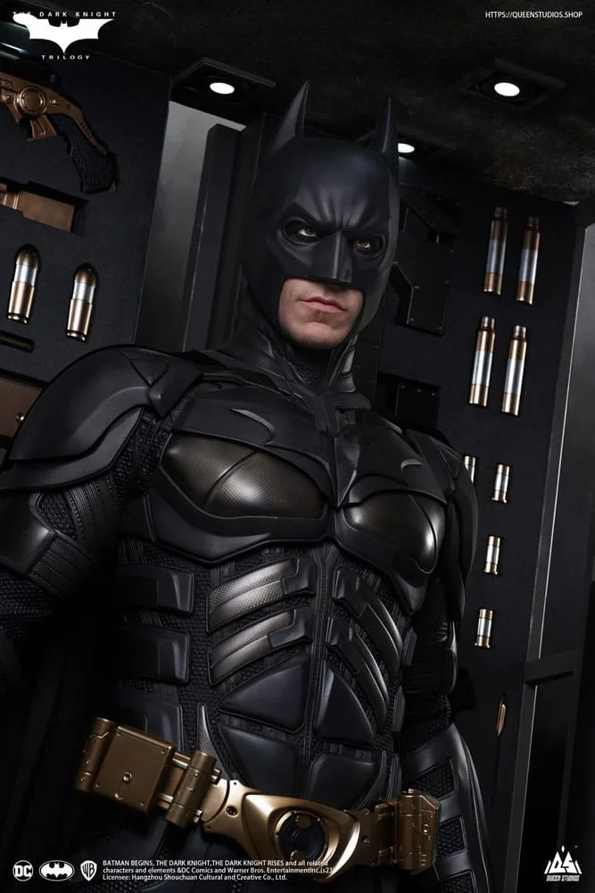 The Dark Knight Statue – Batman Ultimate Edition 207 cm 2