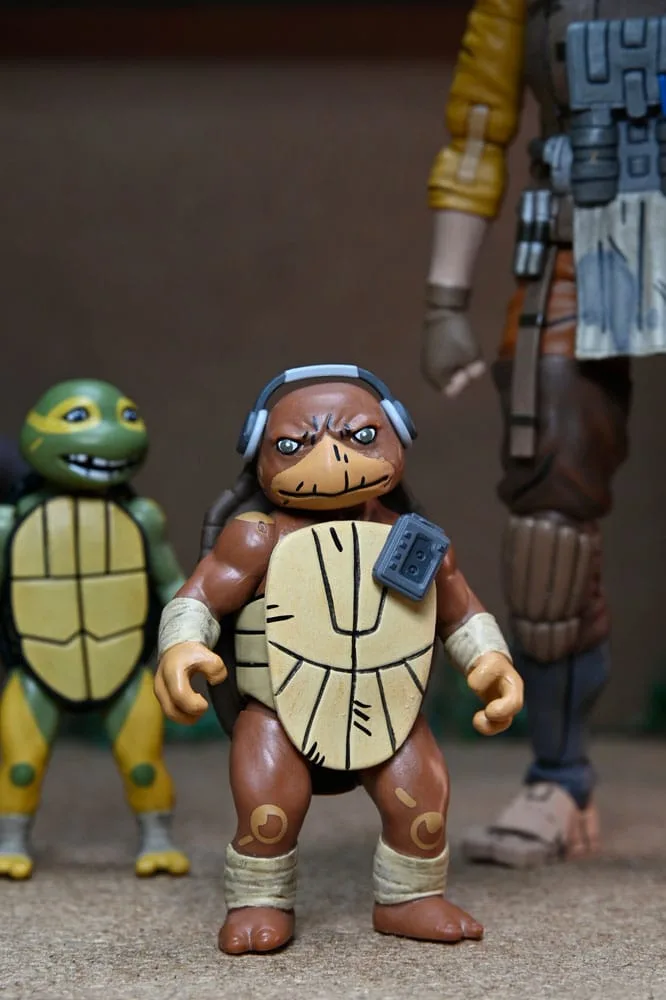 TMNT Actiefigurenset – Grammy April met Baby Yi en Moja 18 cm 14