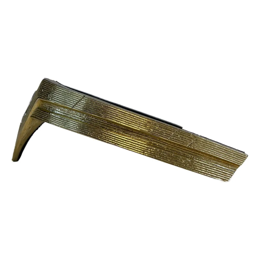 Wonder Woman Prop Replica – Limited Edition Tiara 1/1 16 cm 4