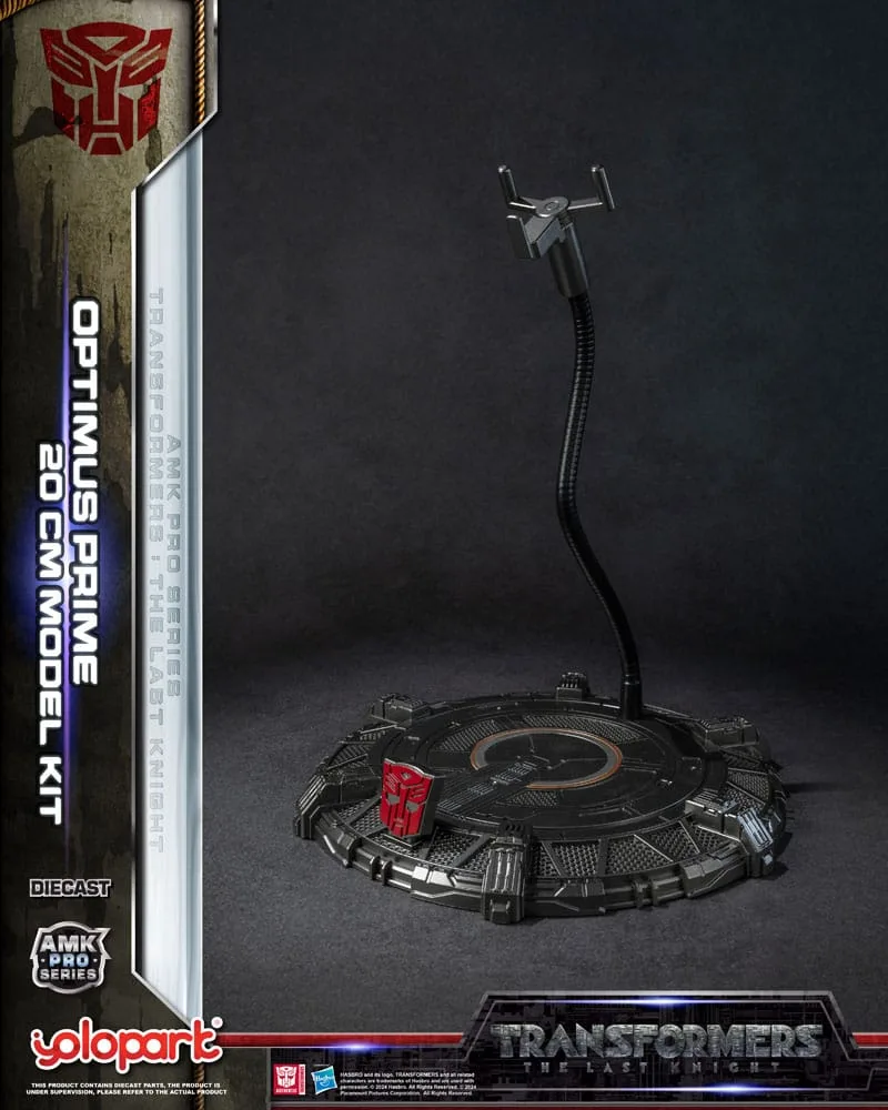 Transformers Model Kit – AMK Pro Optimus Prime 20 cm 6