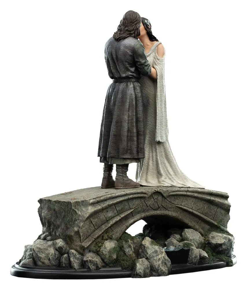 Lord of the Rings Mini Statue – Aragorn and Arwen 24 cm 9