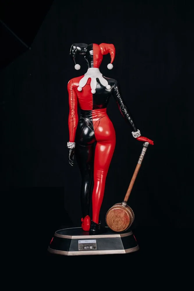 DC Comics Life-Size Statue – Harley Quinn 196 cm 7
