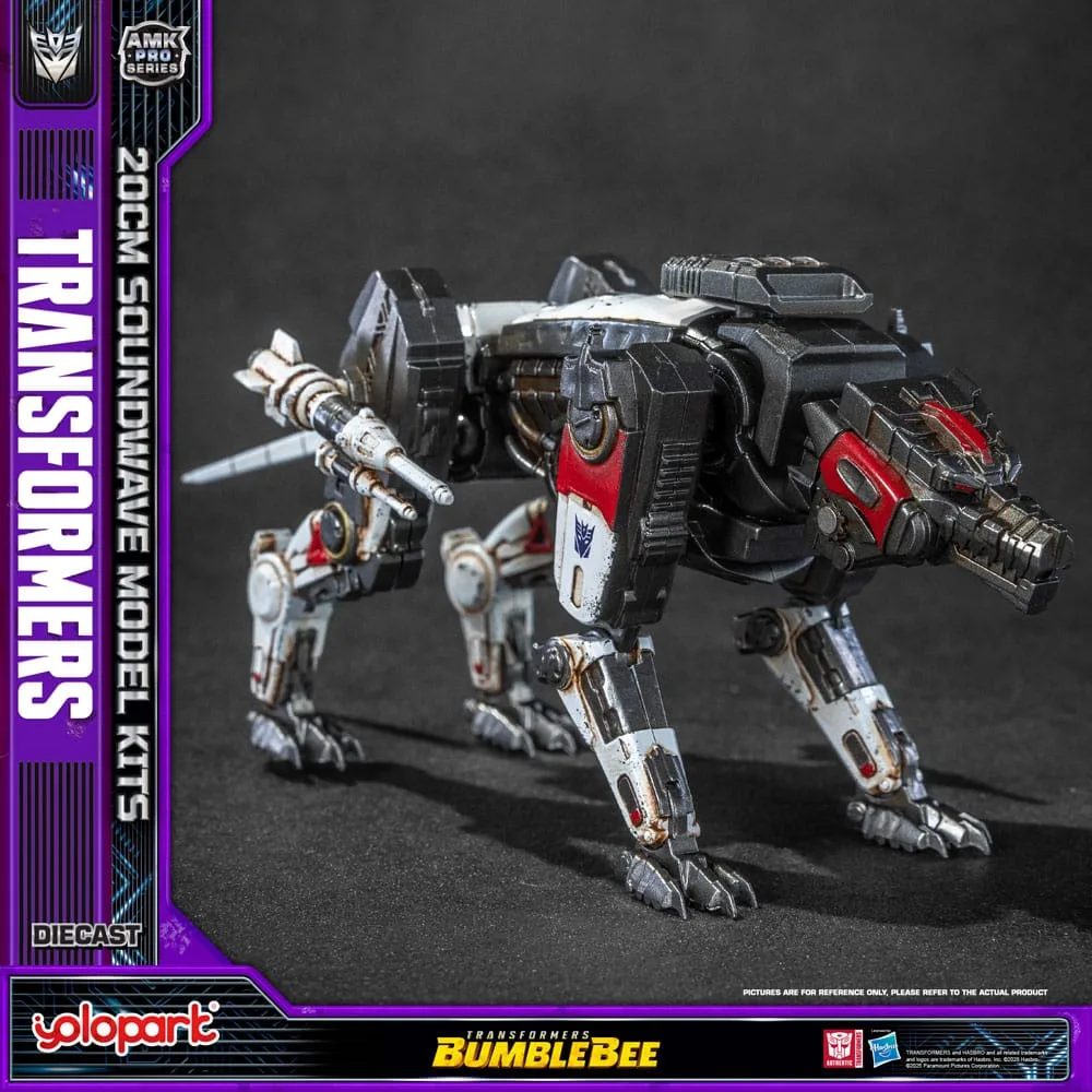 Transformers Bumblebee Model Kit – AMK Pro Soundwave 20 cm 15
