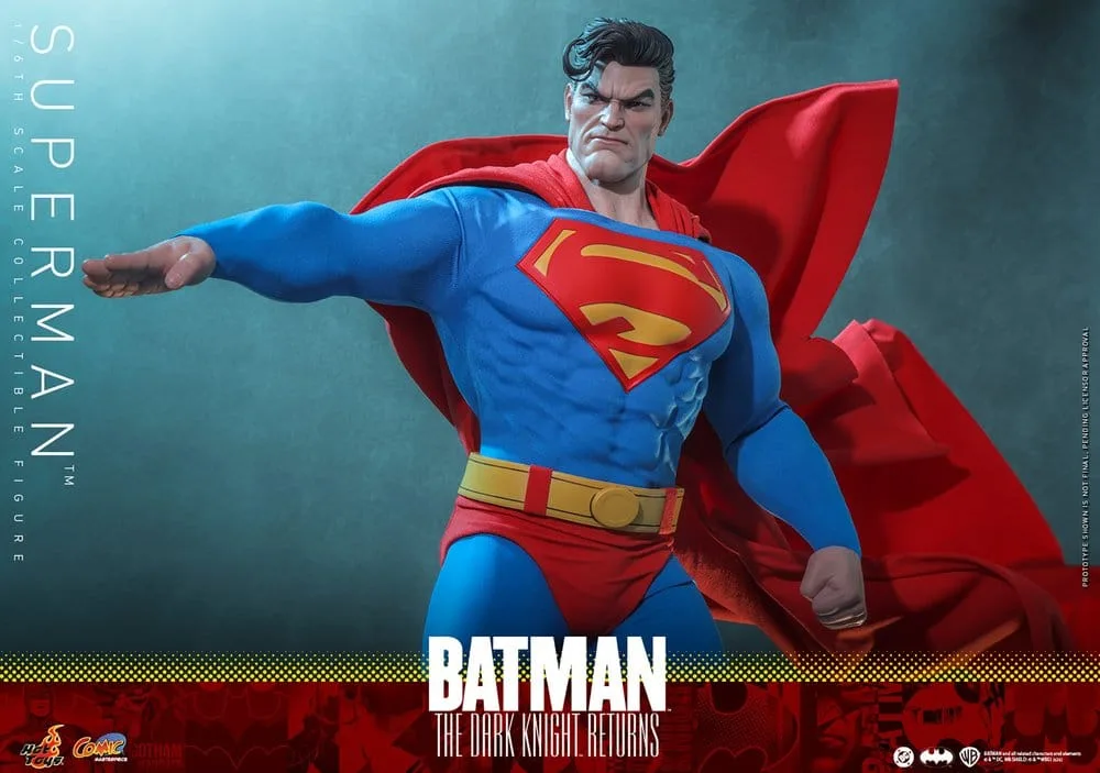 Batman The Dark Knight Returns Action Figure – Superman 1/6 34 cm 17