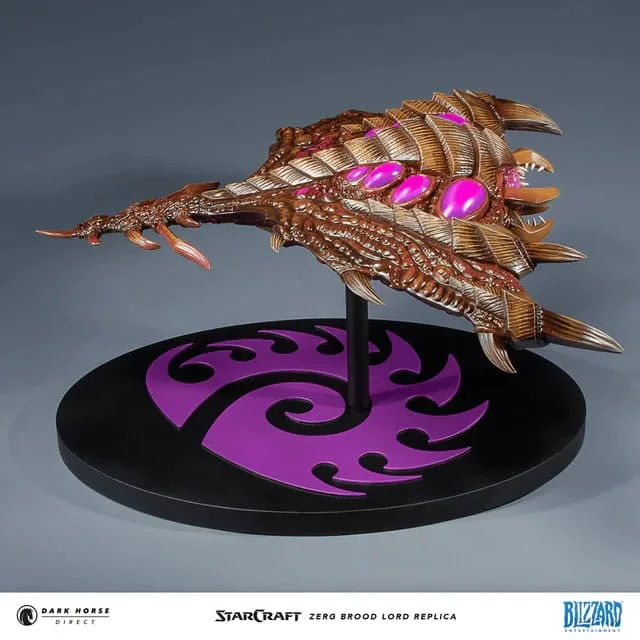 StarCraft Replica – Zerg Brood Lord 25 cm 12