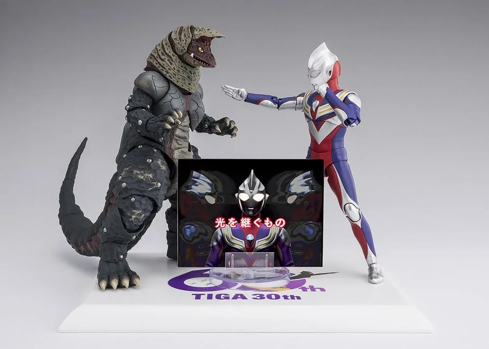Ultraman Tiga Action Figure – Golza 30th Anniversary 15 cm 6