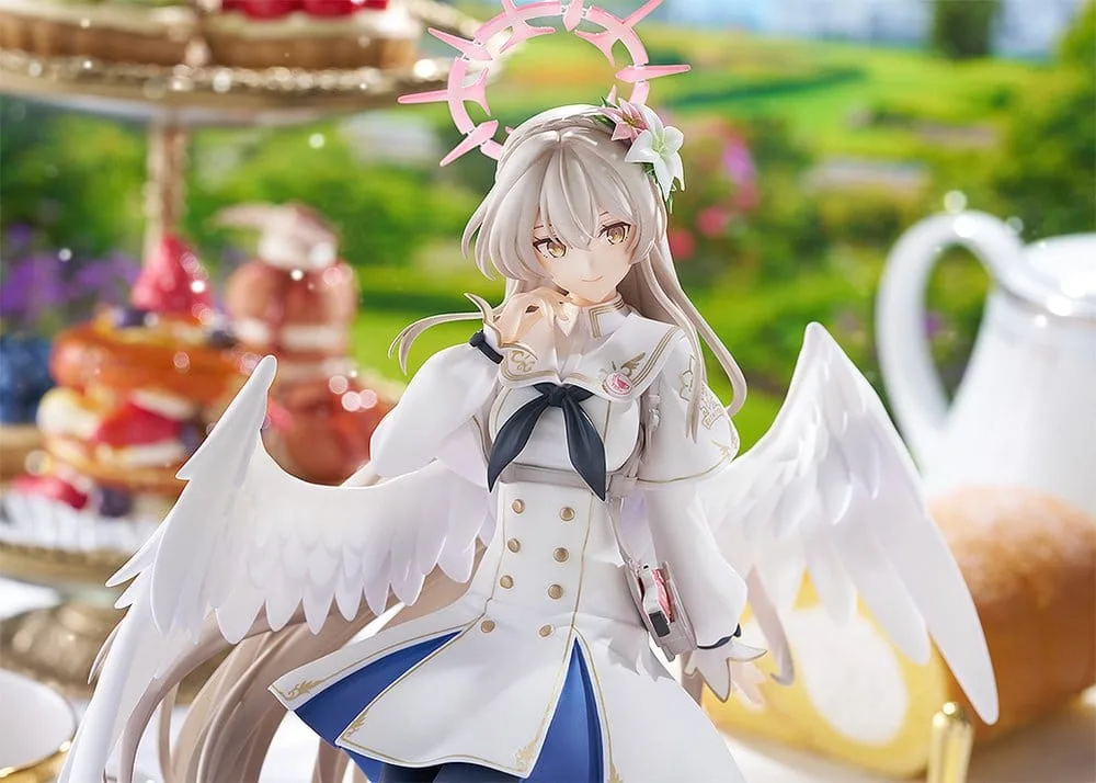 Blue Archive PVC Figure – Nagisa Radiance in Bloom 26 cm 5