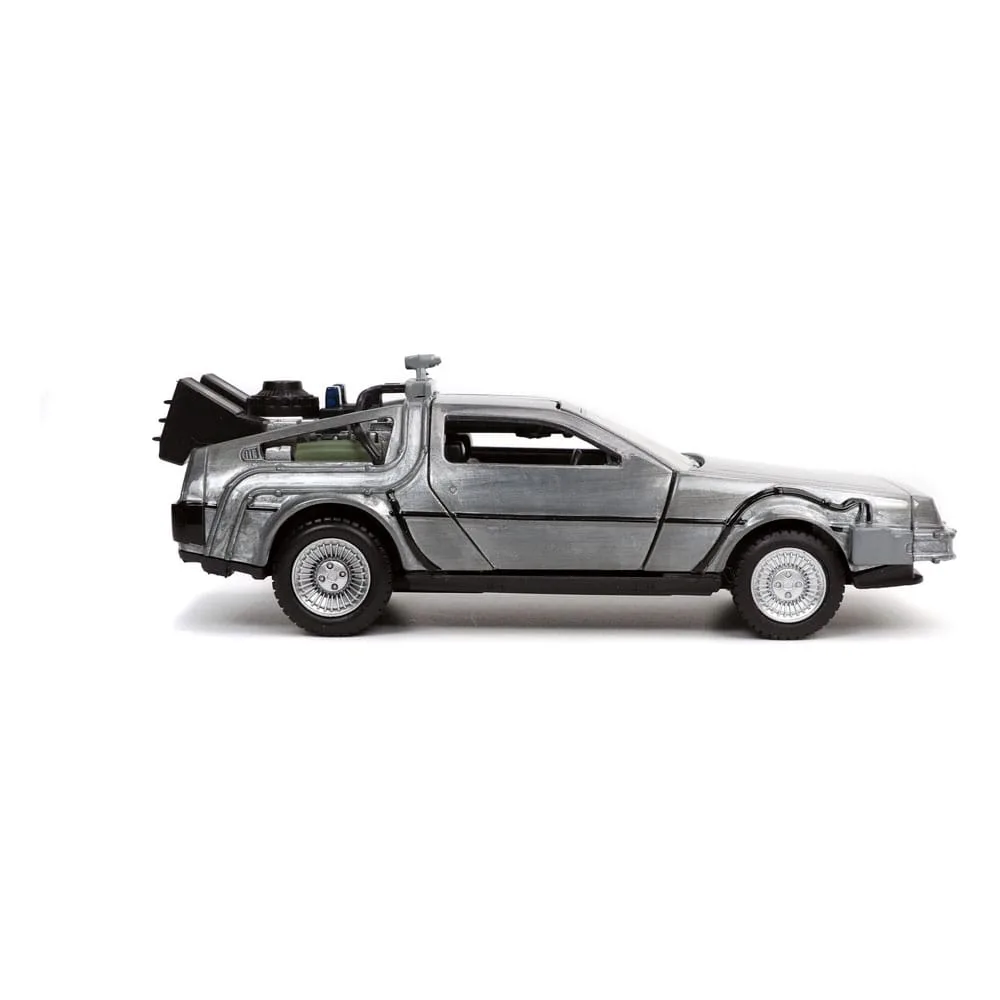 Back to the Future Diecast Model – Time Machine 1/32 Scale 7