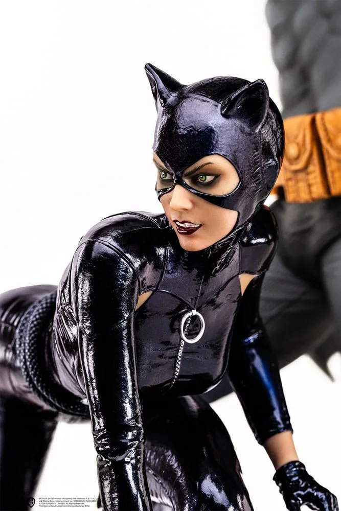 DC Comics Statue – Batman and Catwoman Reunion 1/4 Scale 67 cm 9