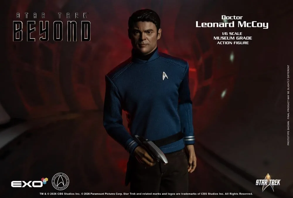 Star Trek Beyond Action Figure – Dr. Bones McCoy 30 cm 5