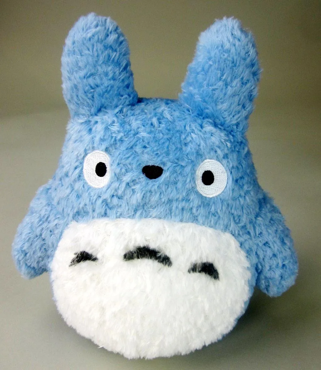 Studio Ghibli Plush Figure – Fluffy Medium Totoro 22 cm