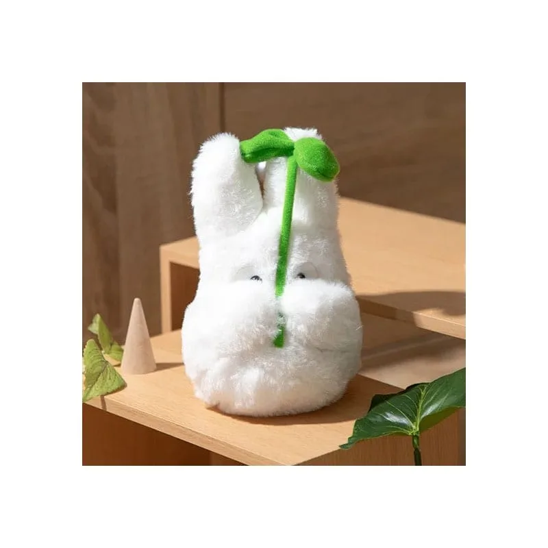 My Neighbor Totoro Plush – Small Totoro with Leaf 19 cm 3