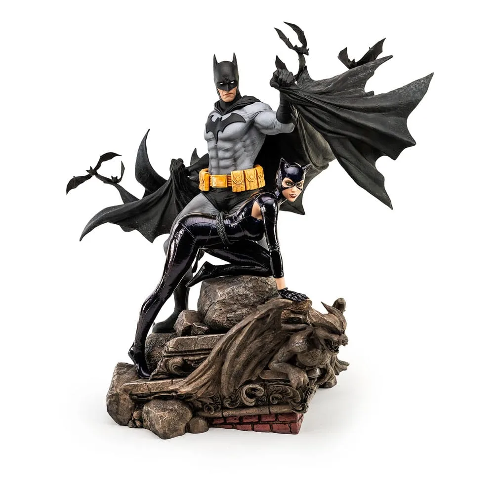 DC Comics Statue – Batman and Catwoman Reunion 1/4 Scale 67 cm
