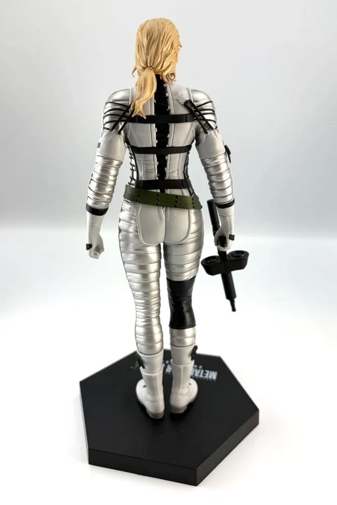 Metal Gear Solid Delta: Snake Eater figuur – The Boss 20 cm 5