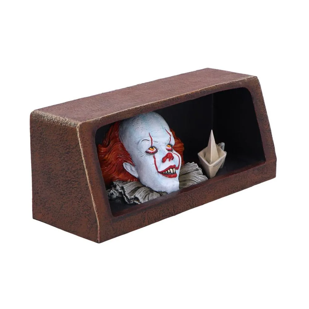 It Figure – Pennywise Drain 8 cm 4