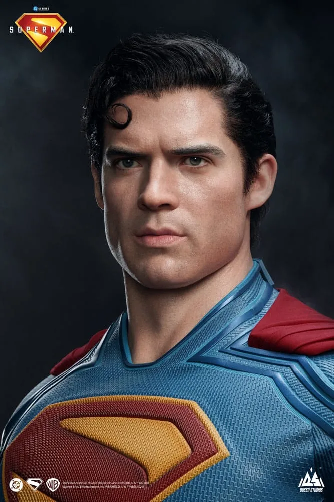 Superman Life-Size Statue – 2025 Film Edition 208 cm 6