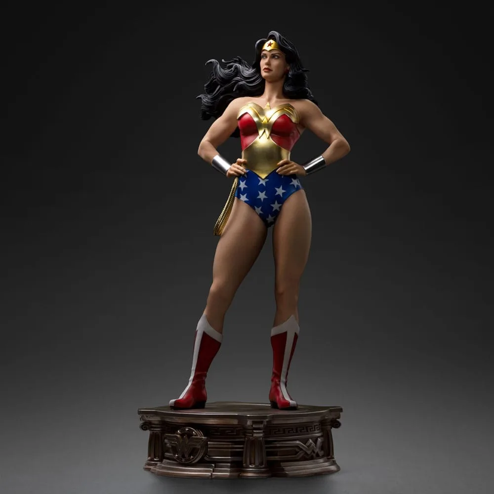 DC Comics Statue – Wonder Woman Legacy Replica 1/4 56 cm 11