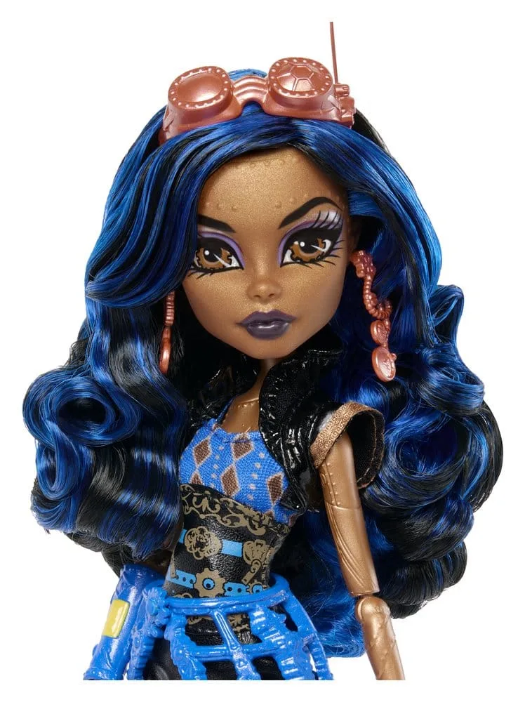 Monster High Collector Doll – Robecca Steam Reproduction 4