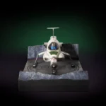 UFO Die-Cast Replica – Deluxe Interceptor 18 cm 3