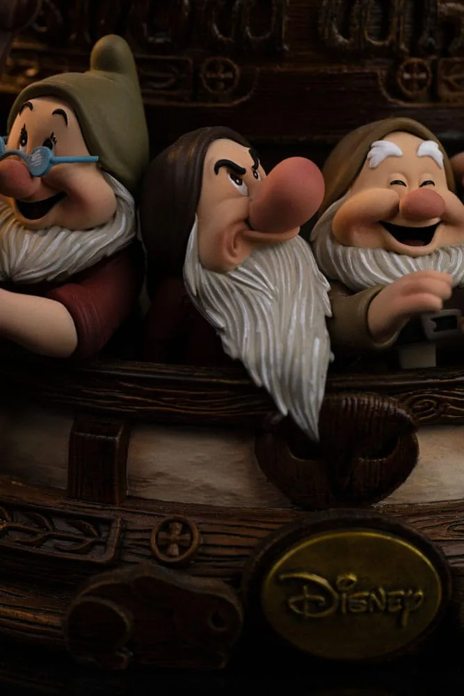 Snow White Statue – With Dopey Deluxe Edition 21 cm 9