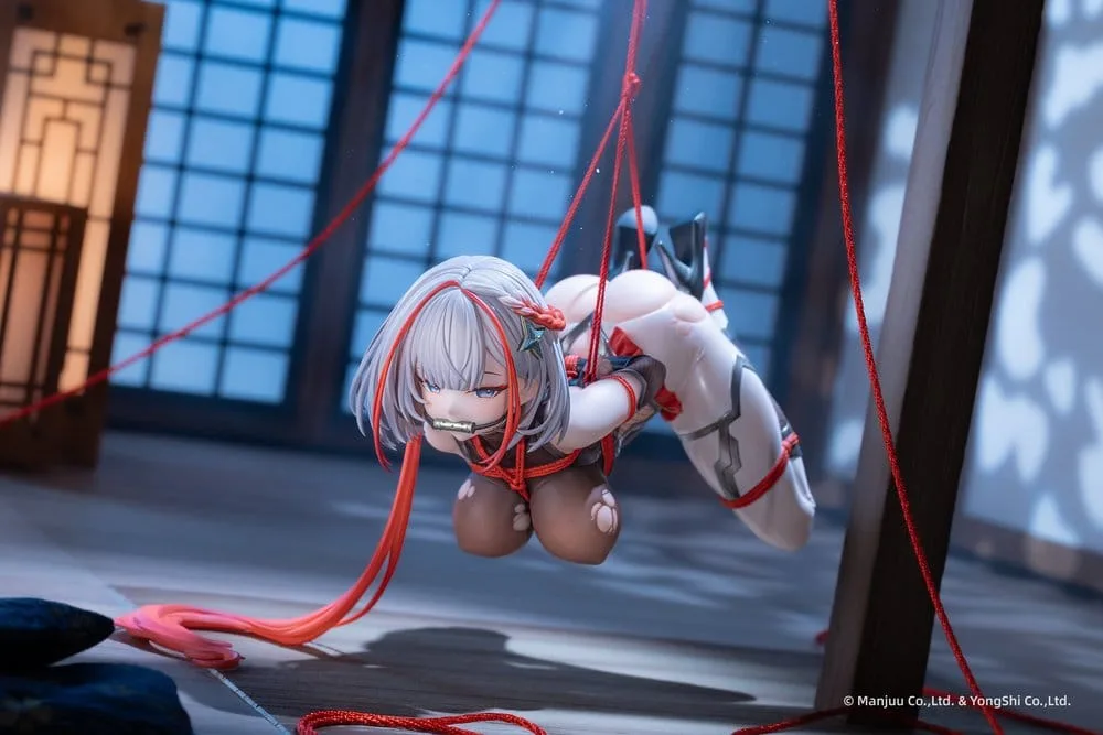 Azur Lane PVC Figure – I-404 Special Edition 1/6 Scale 26 cm 9