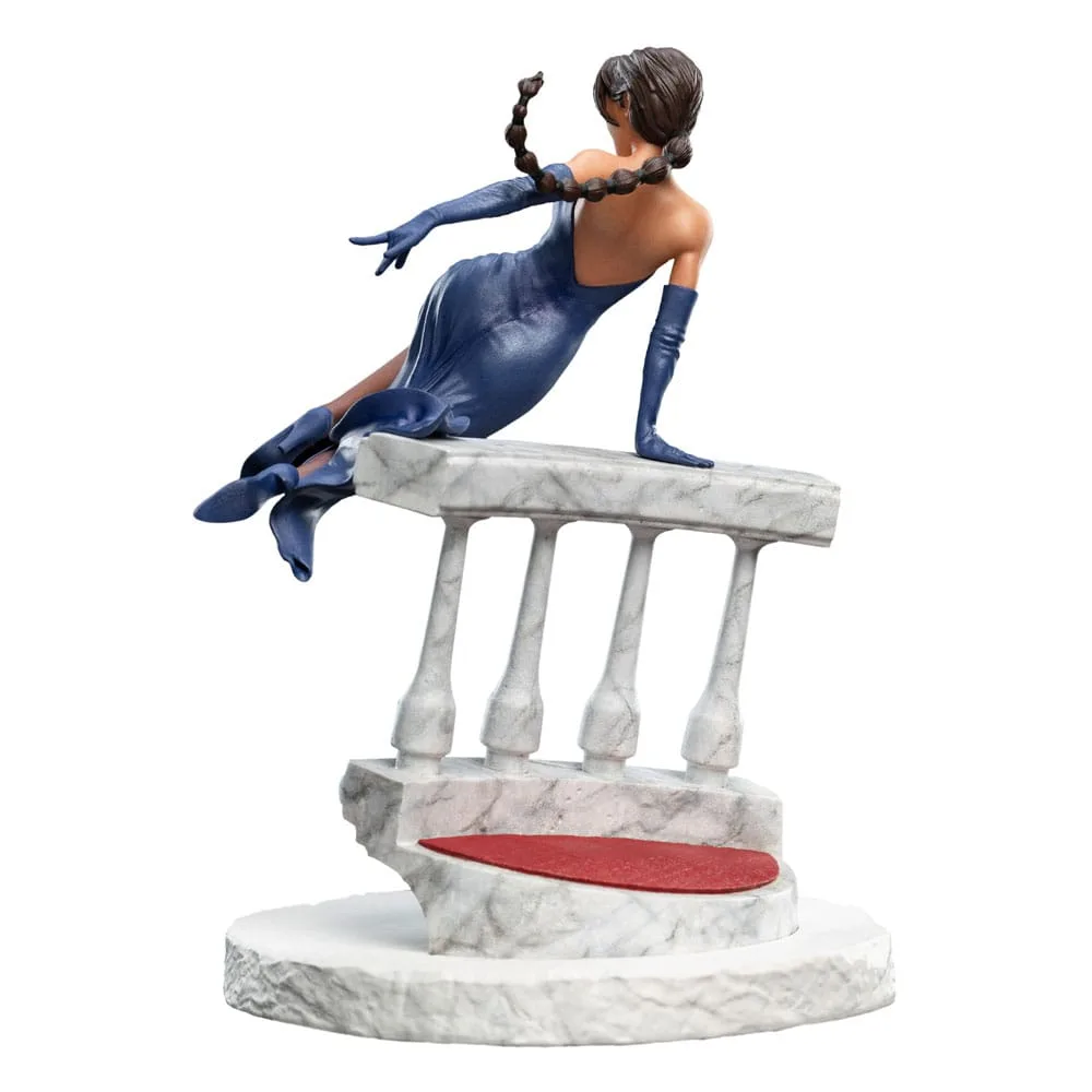 Tomb Raider Mini Statue – Lara Croft A Deal at the Opera 17 cm 10
